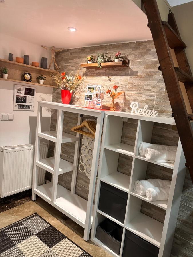 As Small As Caravans Вена Экстерьер фото